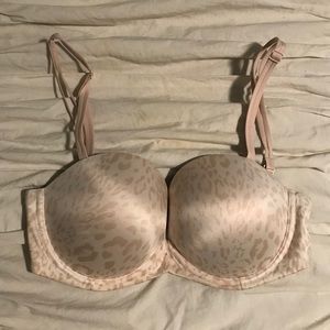 Victoria’s Secret 34D Bra